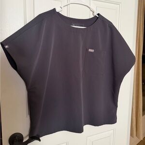 FIGS Women's Charcoal Arua Relaxed Scrub Top